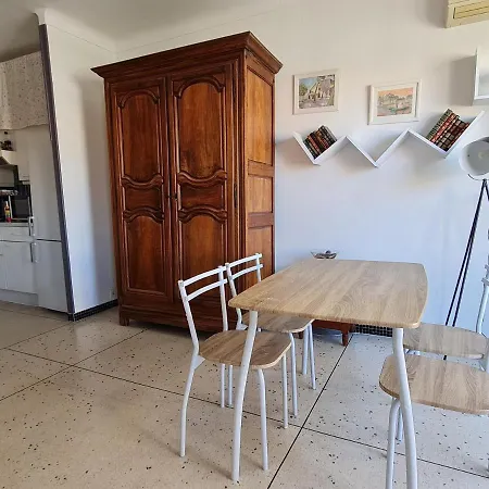 Le Royal Apartment *