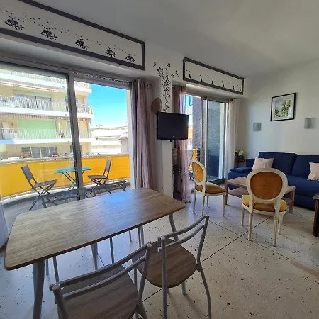 Le Royal Apartment